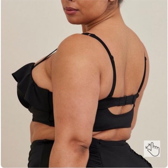 NWT Torrid Black Ruffle Push Up Bikini Top 3X DD - Picture 2 of 7